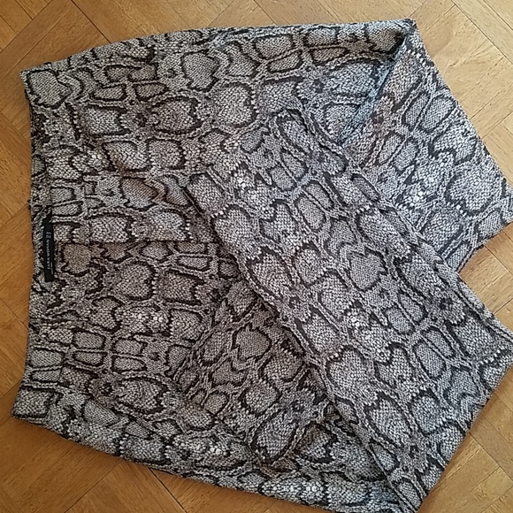 Snake print pants - Picture 7 of 9